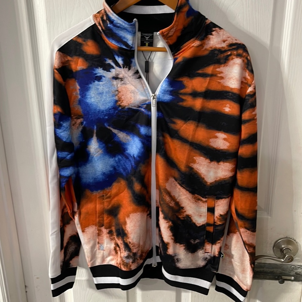 ScreenShot Brand track jacket tiger stripe